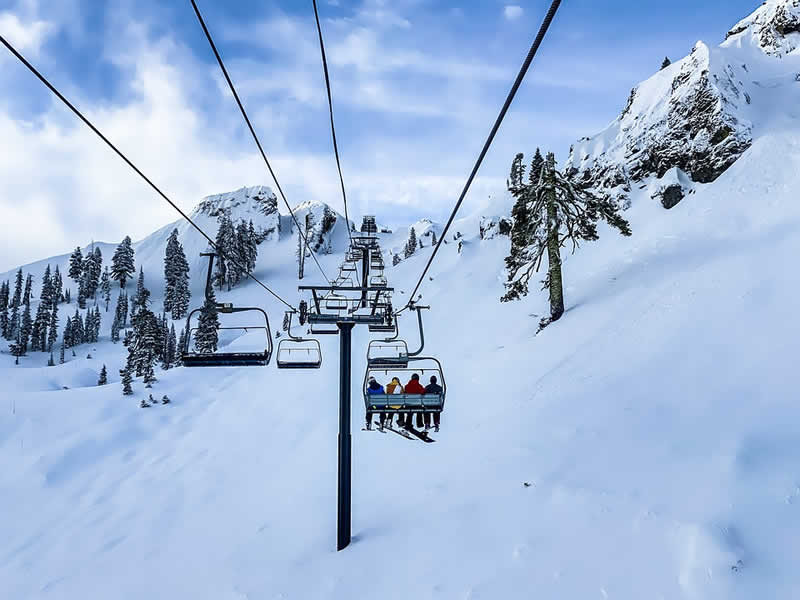 Skifahren ist in Österreich sehr beliebt