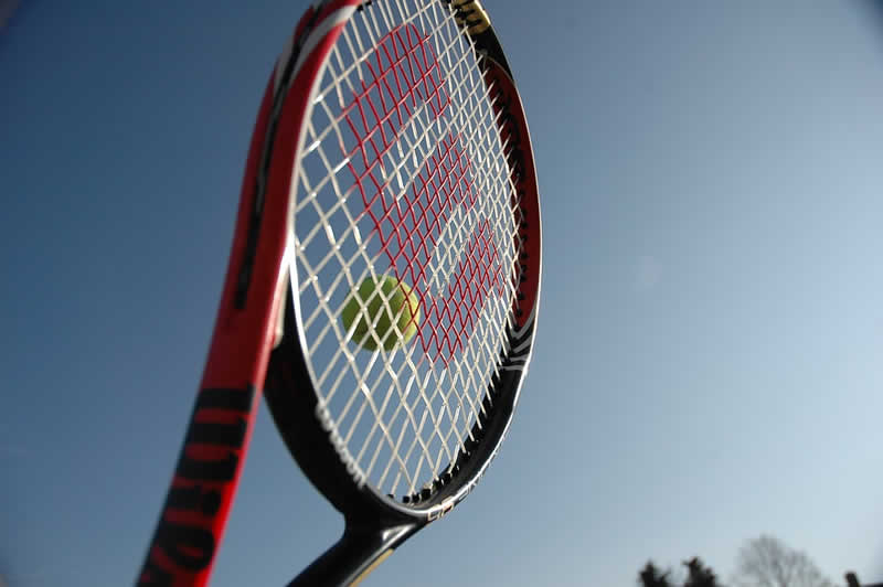 Tennisschläger oder Racket